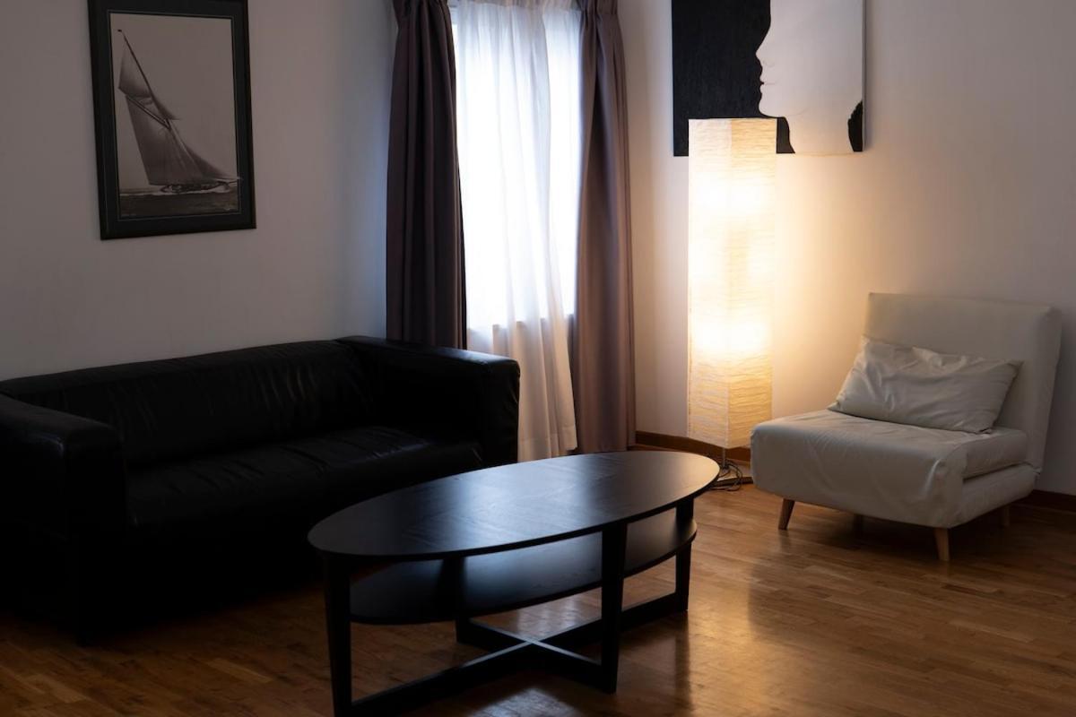 Restart Dea Apartment Rom