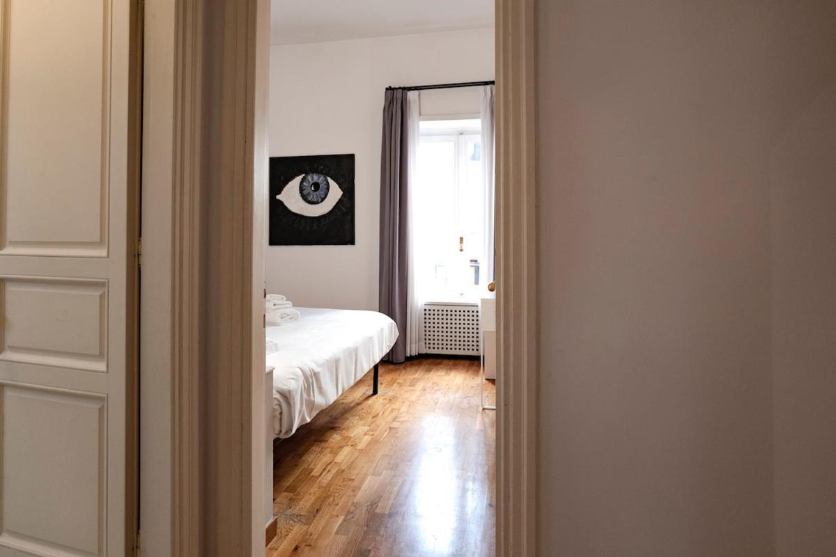 Restart Dea Apartment Rom